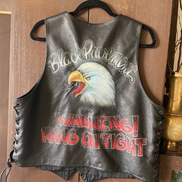 Wilsons Leather Jackets & Blazers - Vintage Airbrushed Wilsons Leather Vest !